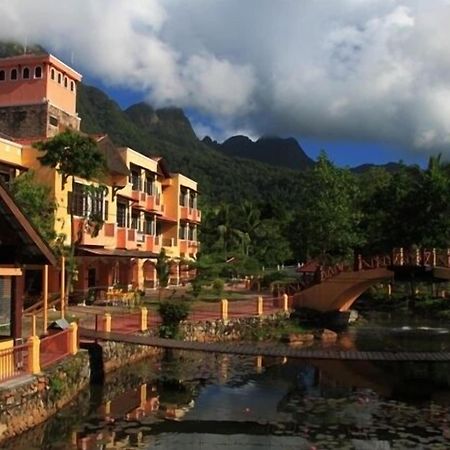 Geopark Hotel Padang Mat Sirat Exterior photo