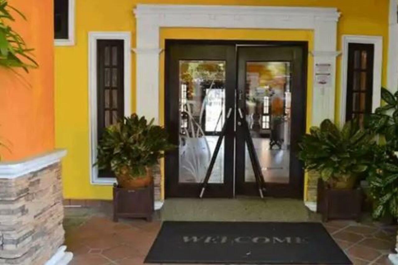 Geopark Hotel Padang Mat Sirat Exterior photo