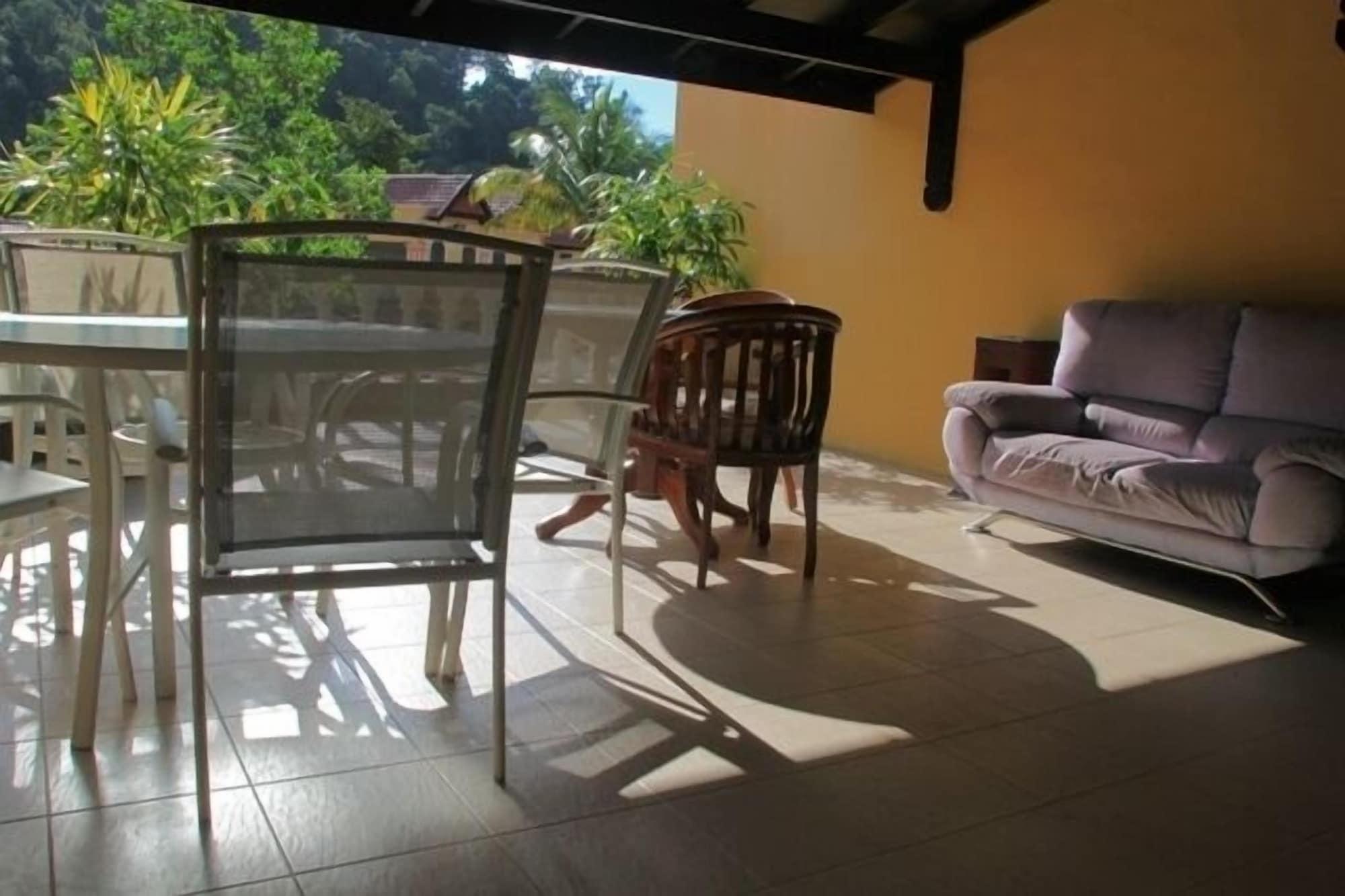 Geopark Hotel Padang Mat Sirat Exterior photo
